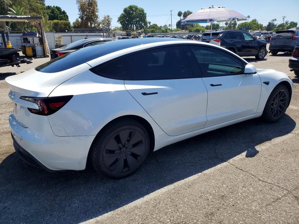 2024 TESLA MODEL 3 3