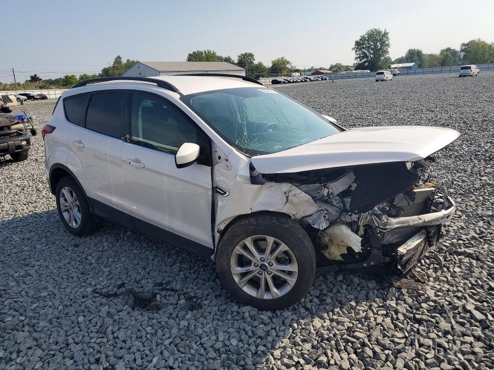 2019 FORD ESCAPE SEL 4
