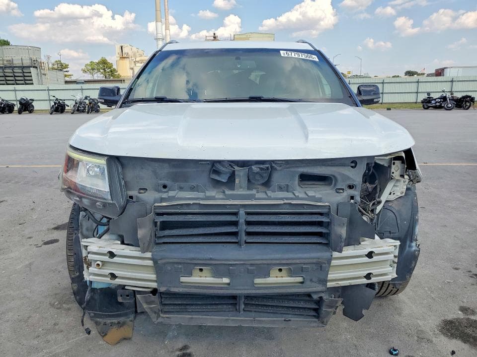 2017 FORD EXPLORER XLT 5