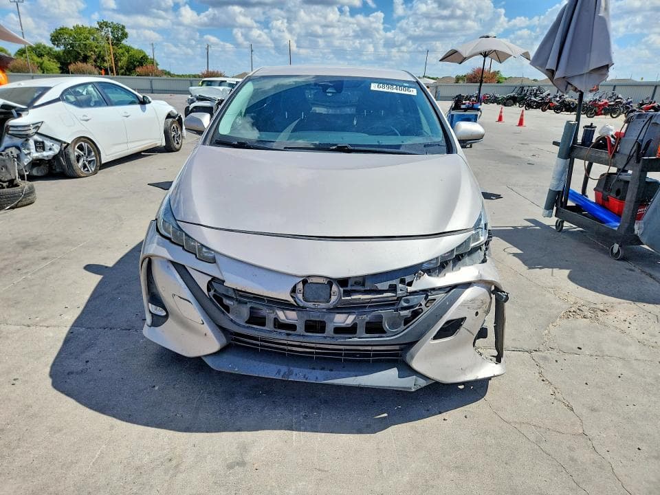 2017 TOYOTA PRIUS PRIME ADVANCED 5