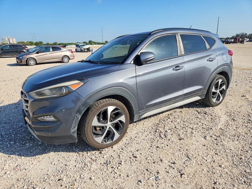 2017 HYUNDAI TUCSON VALUE - 1