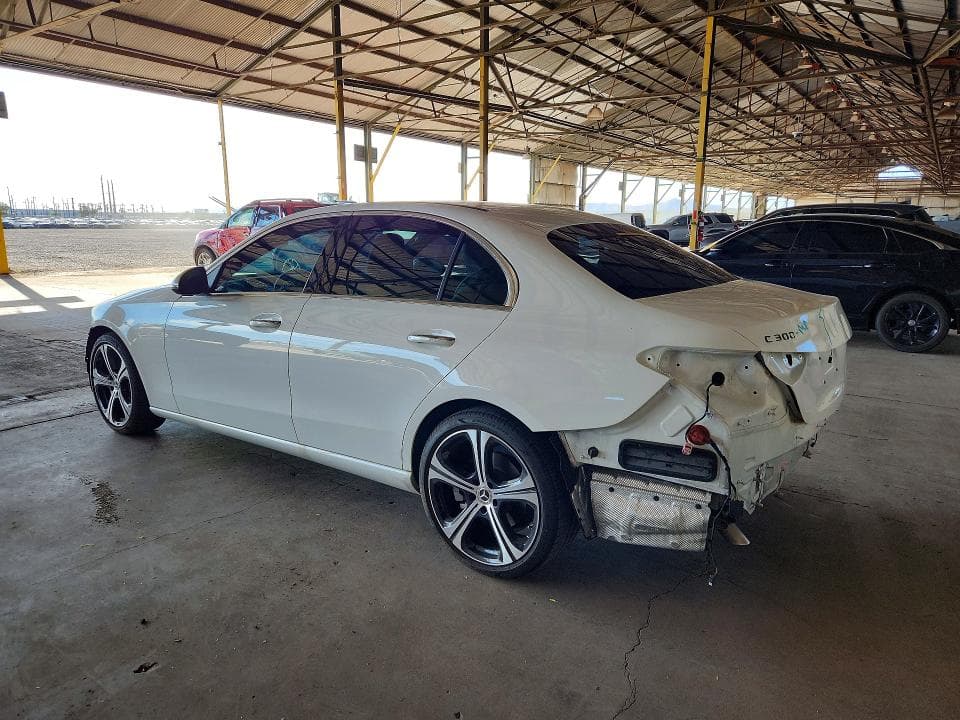 2024 MERCEDES-BENZ C 300 2