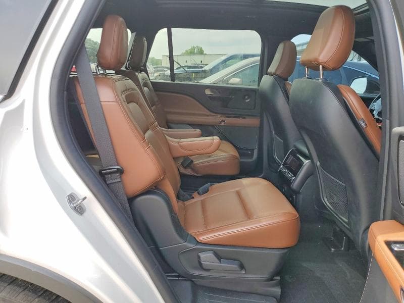 2021 LINCOLN AVIATOR RESERVE 11
