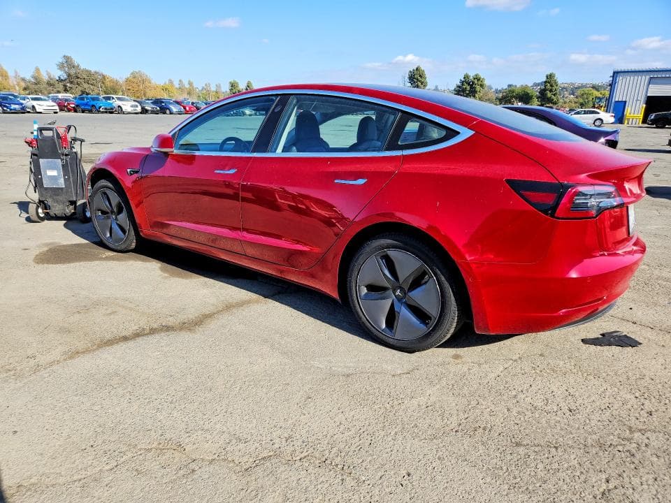 2018 TESLA MODEL 3 2