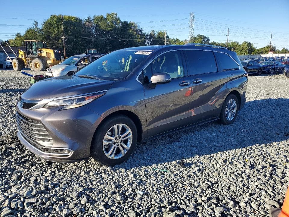2023 TOYOTA SIENNA PLATINUM 7-PASSENGER