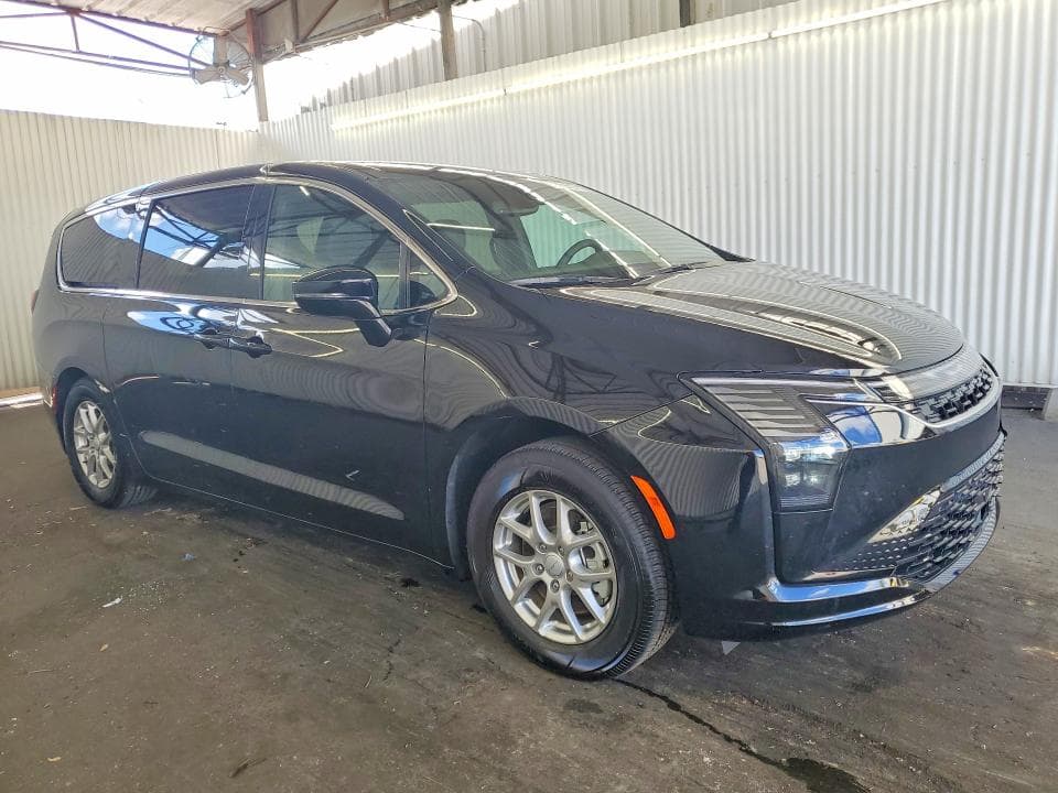 2027 CHRYSLER PACIFICA SELECT 4