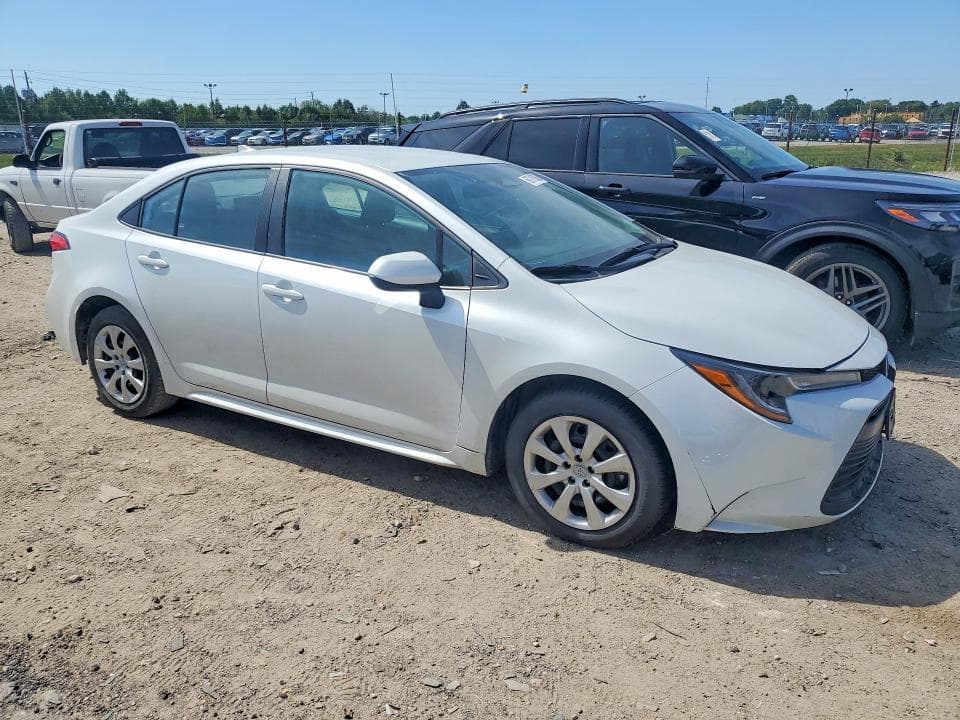 2025 TOYOTA COROLLA LE 4