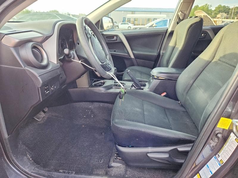 2017 TOYOTA RAV4 LE 7