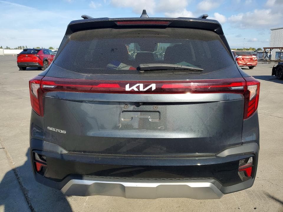 2025 KIA SELTOS S 6