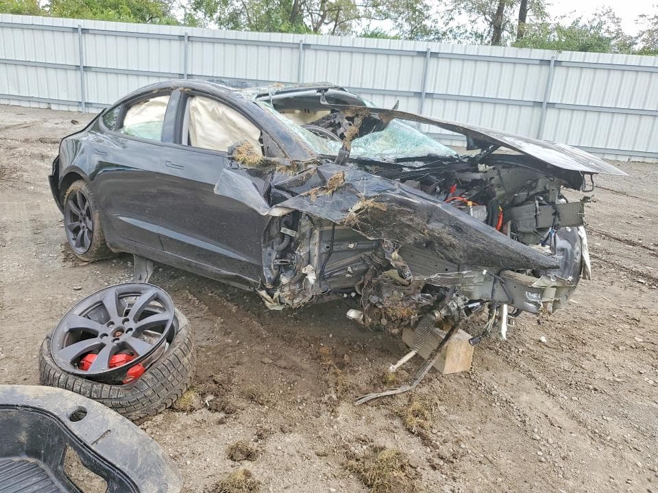 2024 TESLA MODEL 3 4