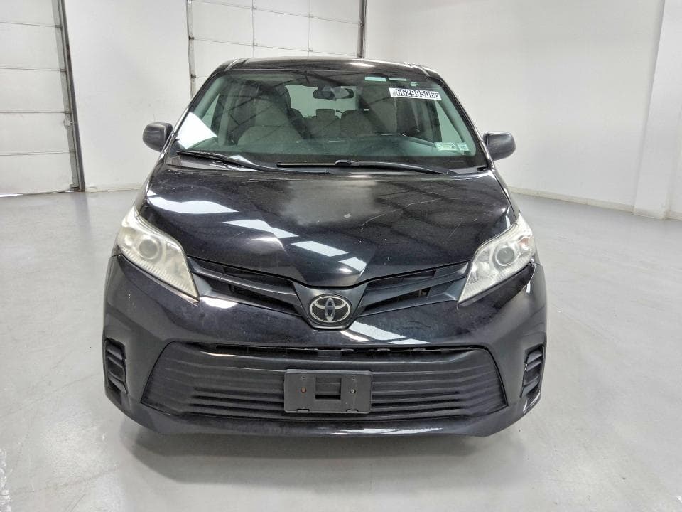 2020 TOYOTA SIENNA L 5