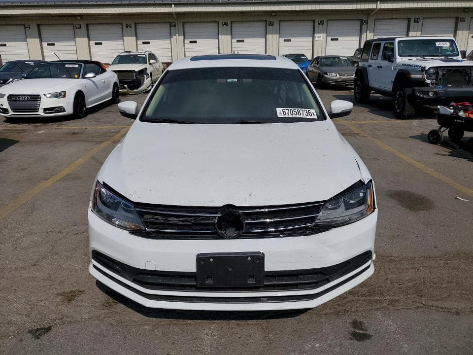2017 VOLKSWAGEN JETTA SE 5