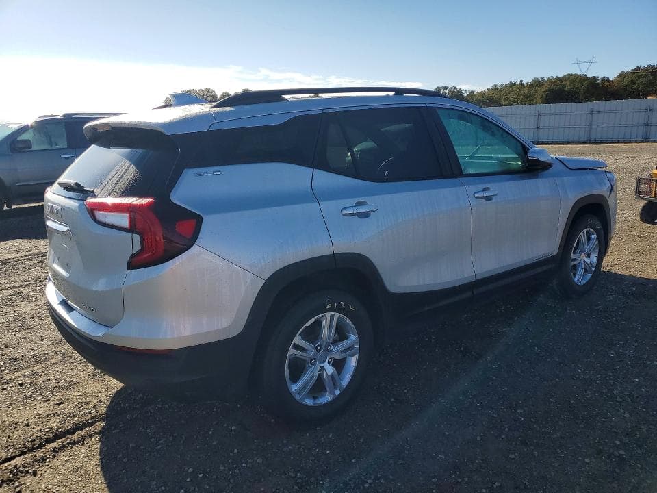 2022 GMC TERRAIN SLE 3