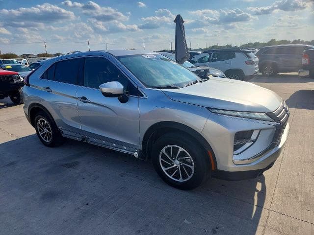 2022 MITSUBISHI ECLIPSE CROSS ES 4