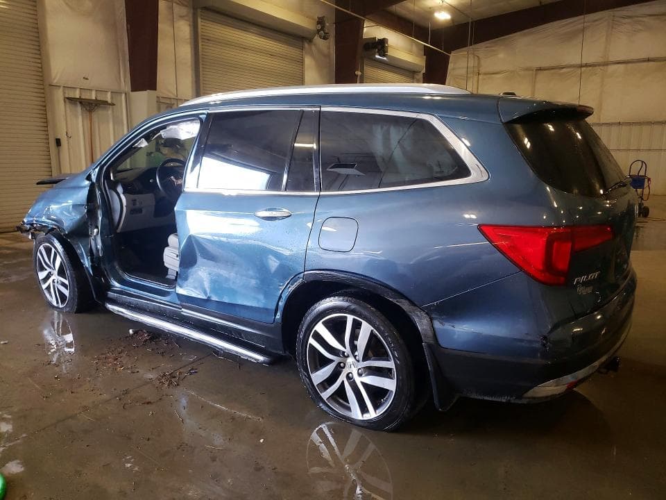 2017 HONDA PILOT TOURING 2