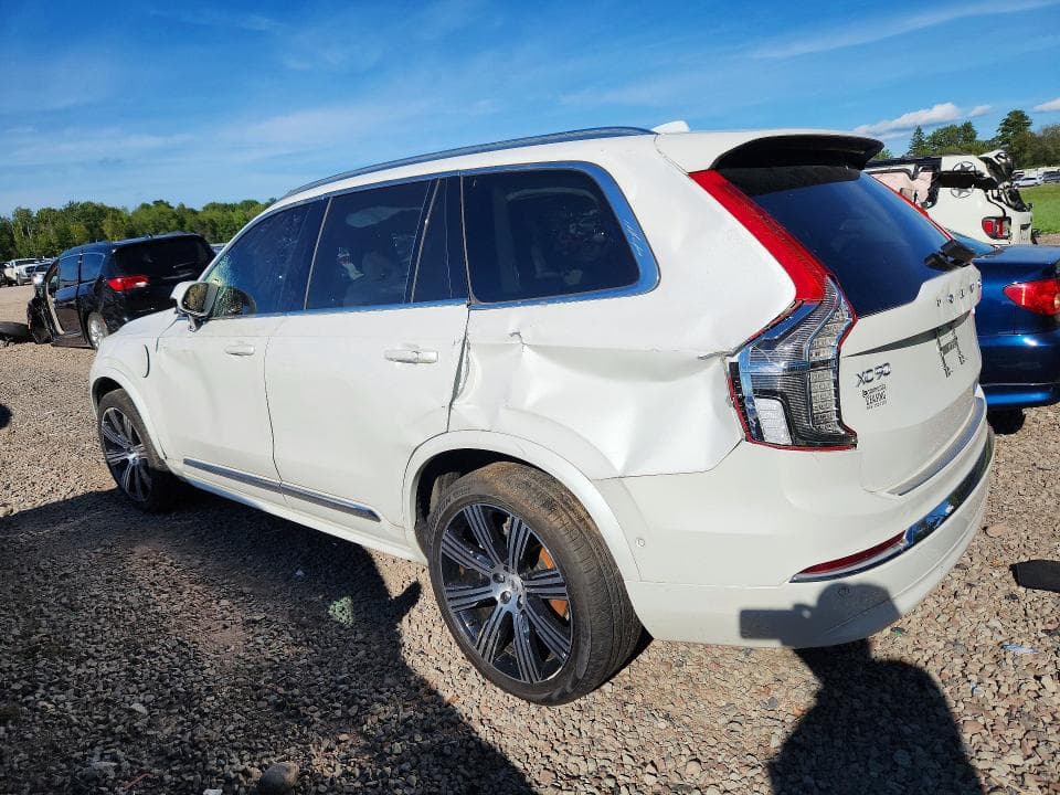 2025 VOLVO XC90 PLUS 2