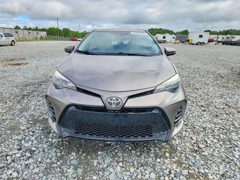 2017 TOYOTA COROLLA SE 5