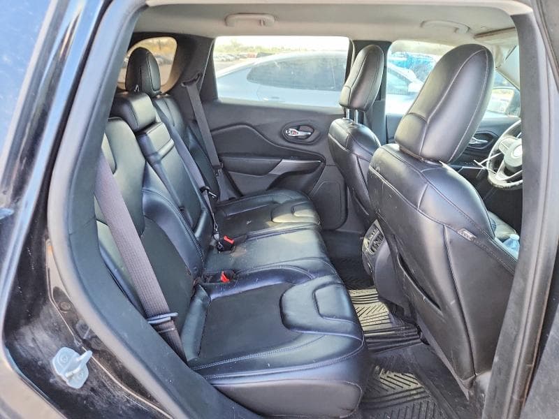 2019 JEEP CHEROKEE LATITUDE PLUS 11