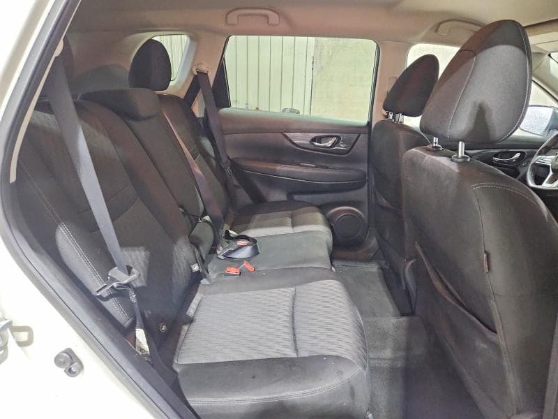 2018 NISSAN ROGUE SV 11
