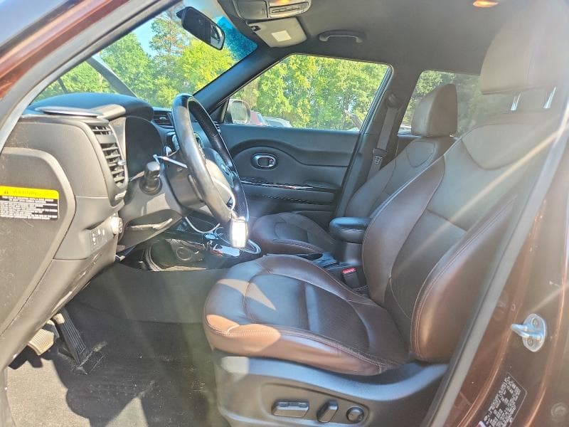 2017 KIA SOUL + 7