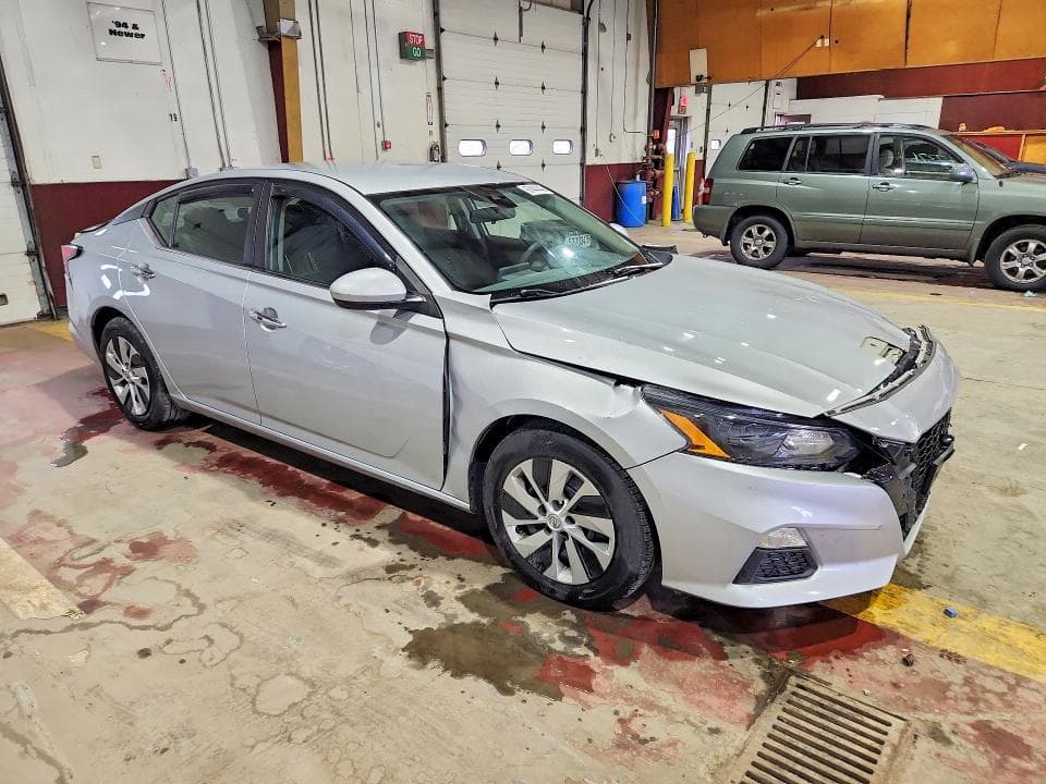 2022 NISSAN ALTIMA S 4