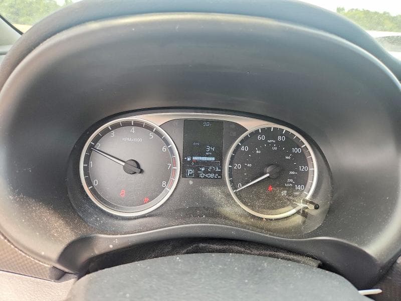2019 NISSAN KICKS S 9