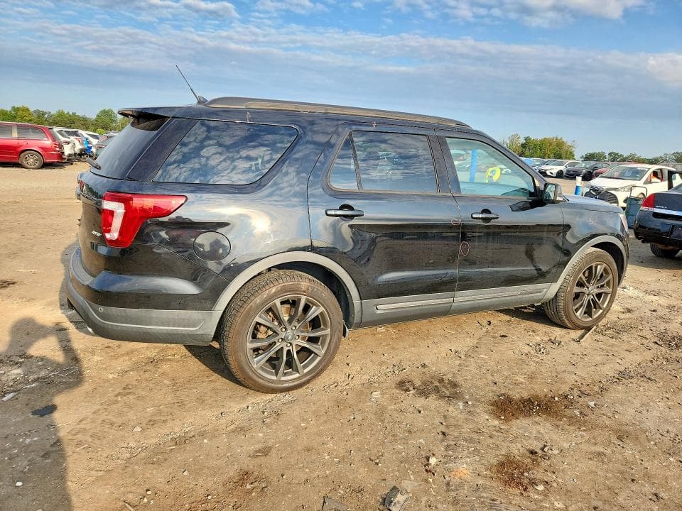 2018 FORD EXPLORER XLT 3