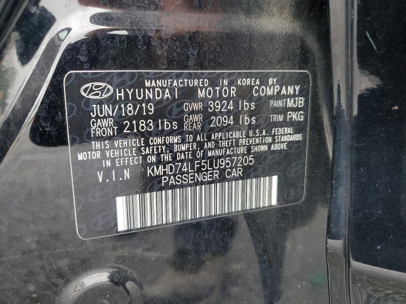 2020 HYUNDAI ELANTRA SE 13
