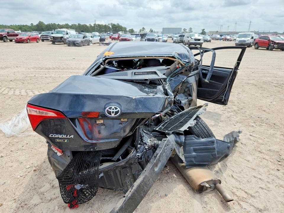 2019 TOYOTA COROLLA LE 6