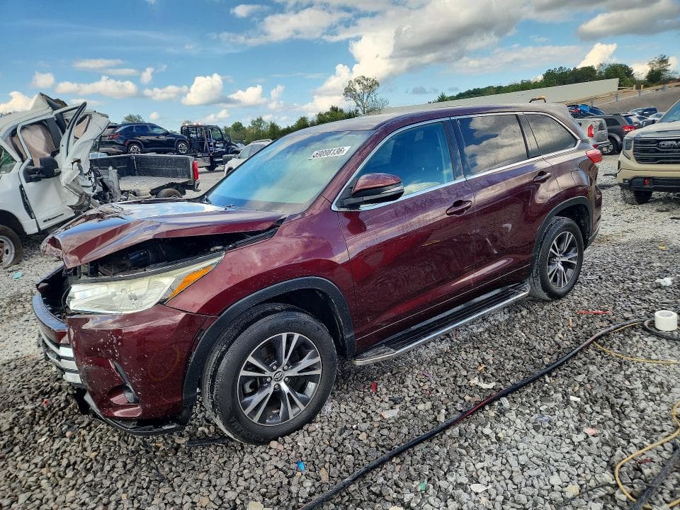 2018 TOYOTA HIGHLANDER LE - 1