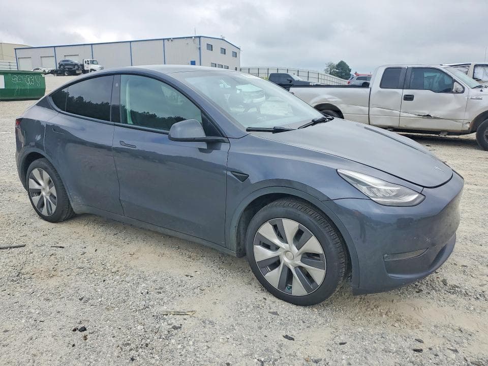 2022 TESLA MODEL Y 4