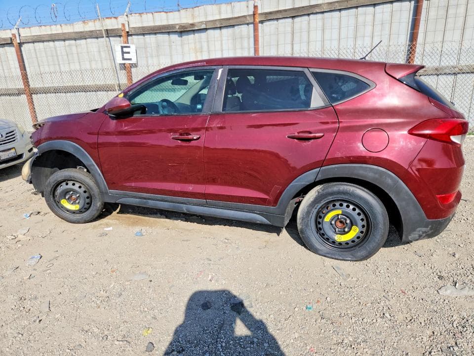 2018 HYUNDAI TUCSON SE 2