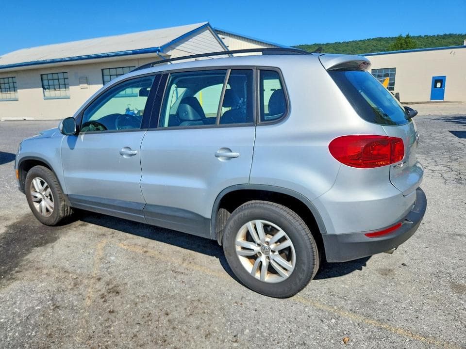 2017 VOLKSWAGEN TIGUAN S 2