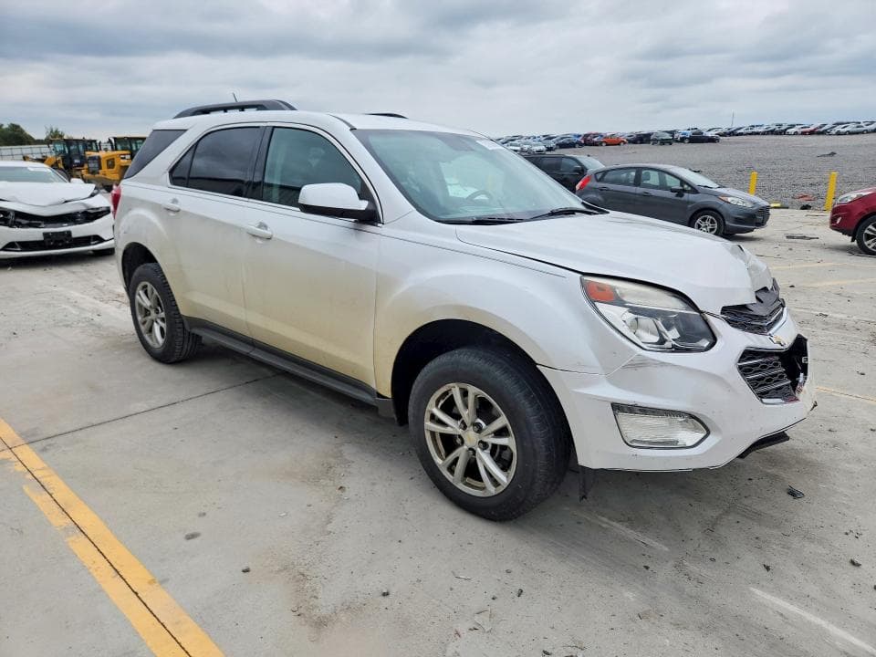 2017 CHEVROLET EQUINOX LT 4