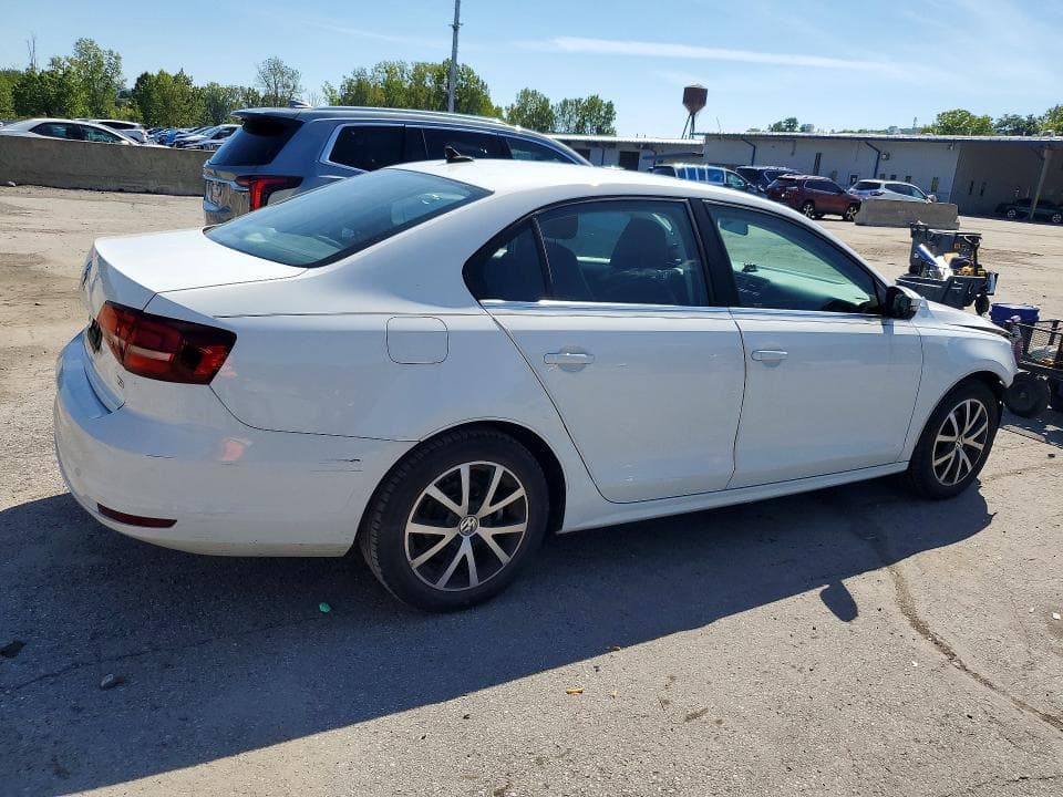 2017 VOLKSWAGEN JETTA SE 3