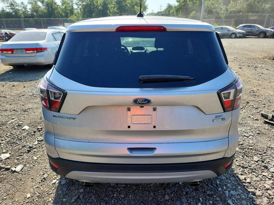 2017 FORD ESCAPE SE 6