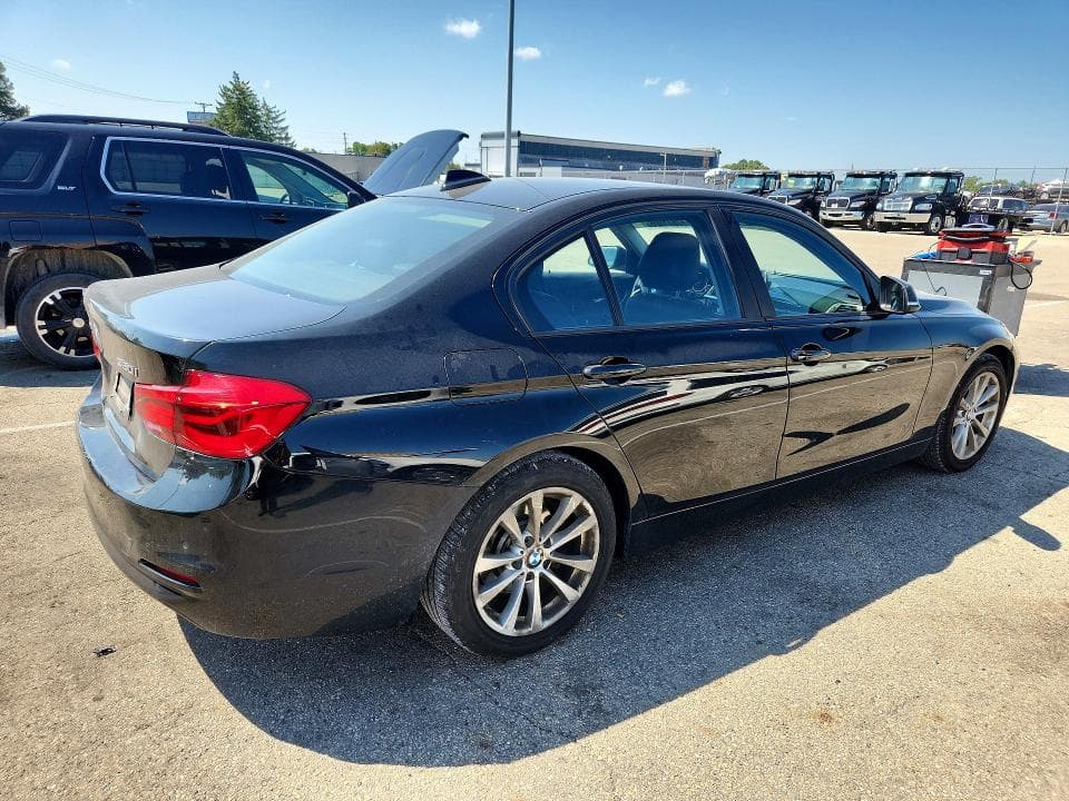 2017 BMW 320 XI 3