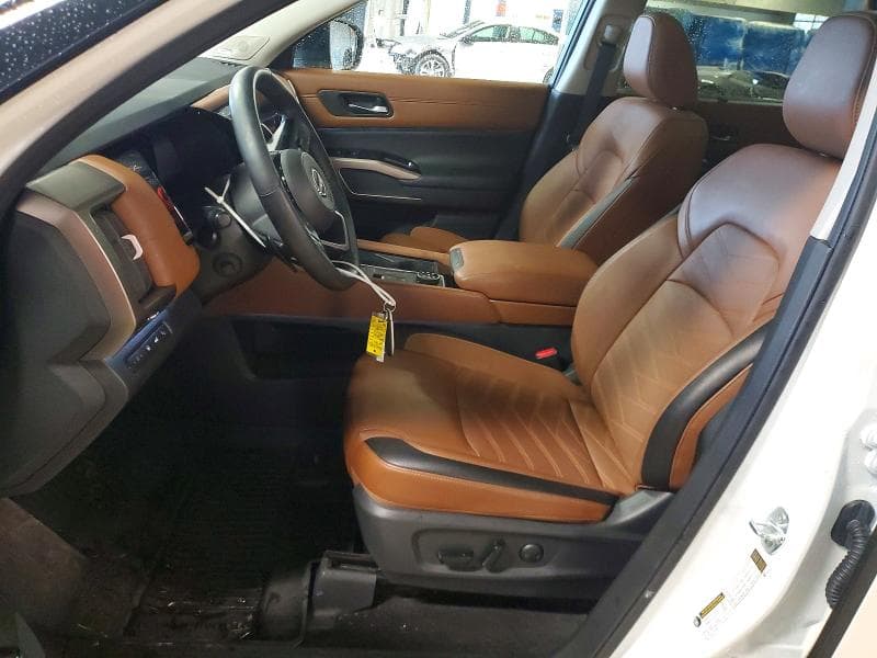 2024 NISSAN PATHFINDER PLATINUM 7