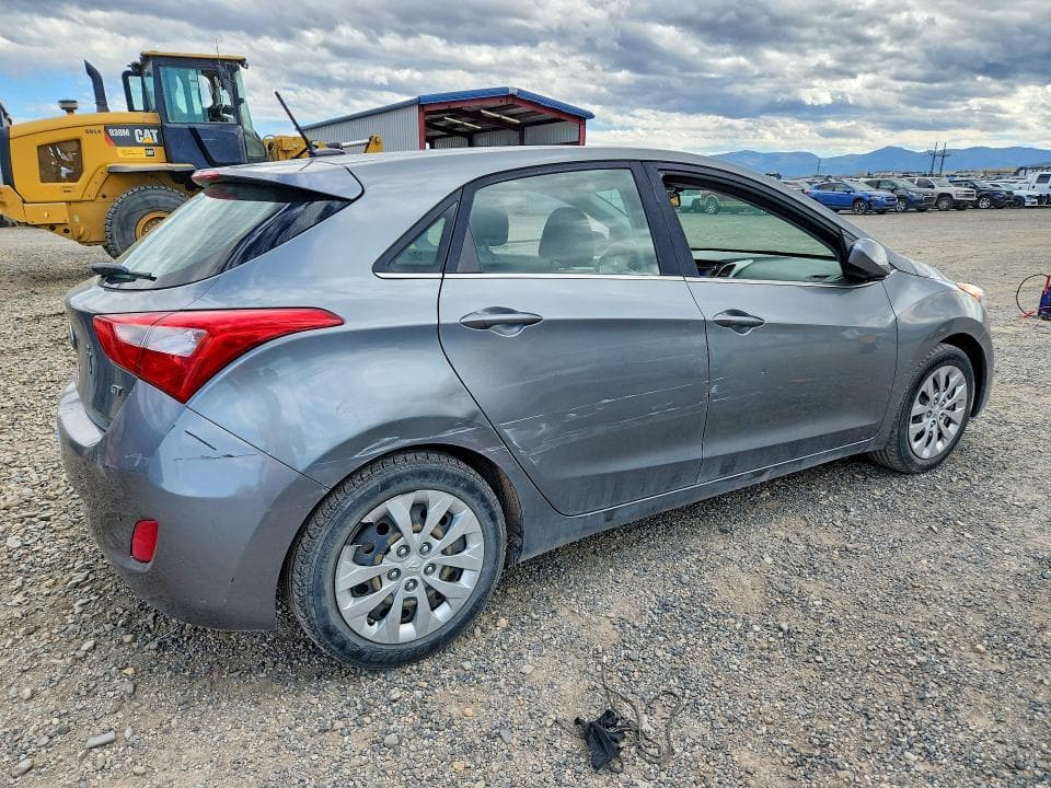 2017 HYUNDAI ELANTRA GT BASE 3