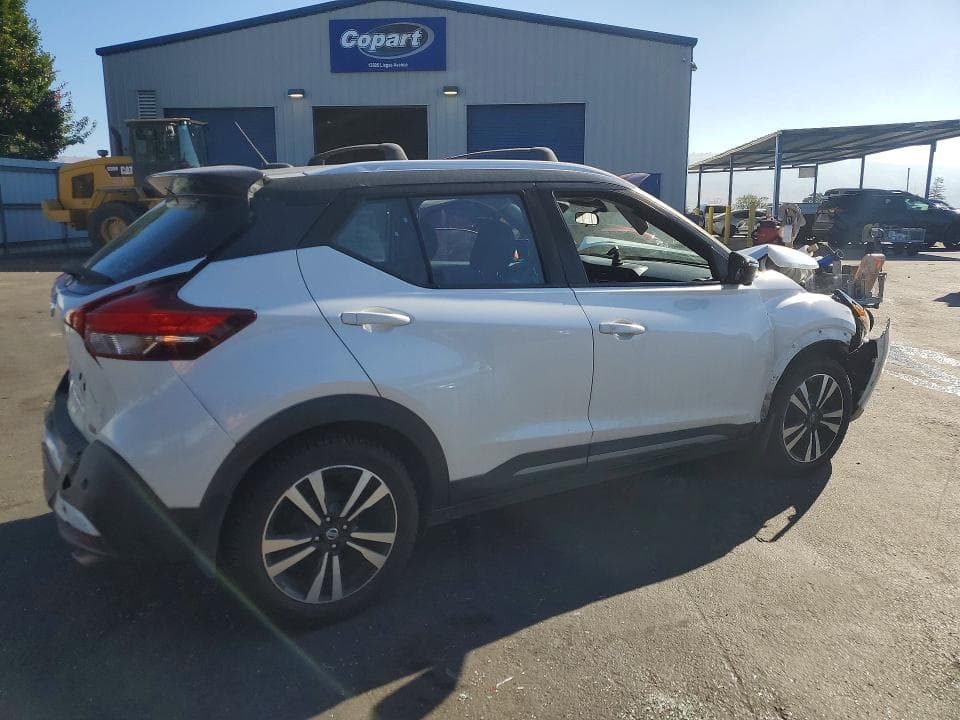 2020 NISSAN KICKS SR 3