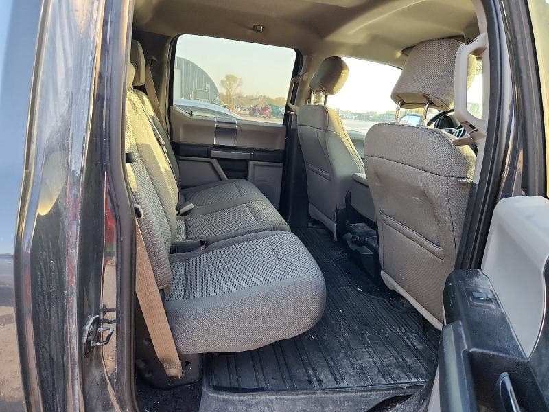2017 FORD F150 SUPERCREW 10