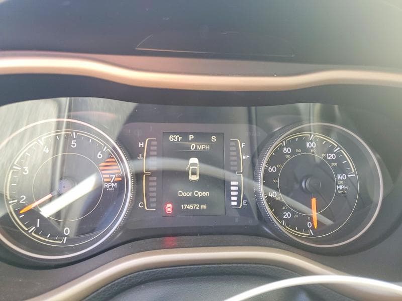 2018 JEEP CHEROKEE LATITUDE 9