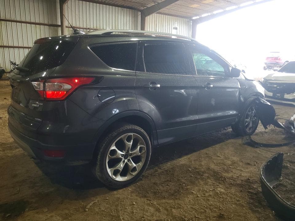 2018 FORD ESCAPE TITANIUM 3