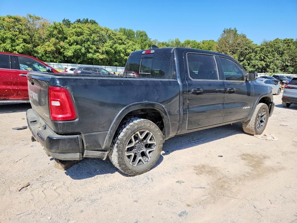 2025 RAM 1500 LARAMIE 3