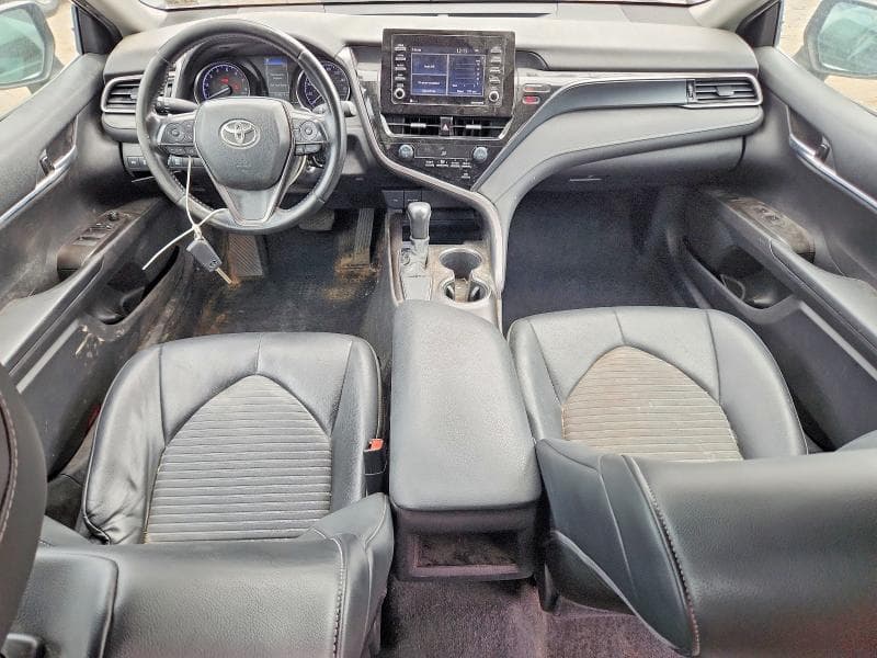 2021 TOYOTA CAMRY SE 8