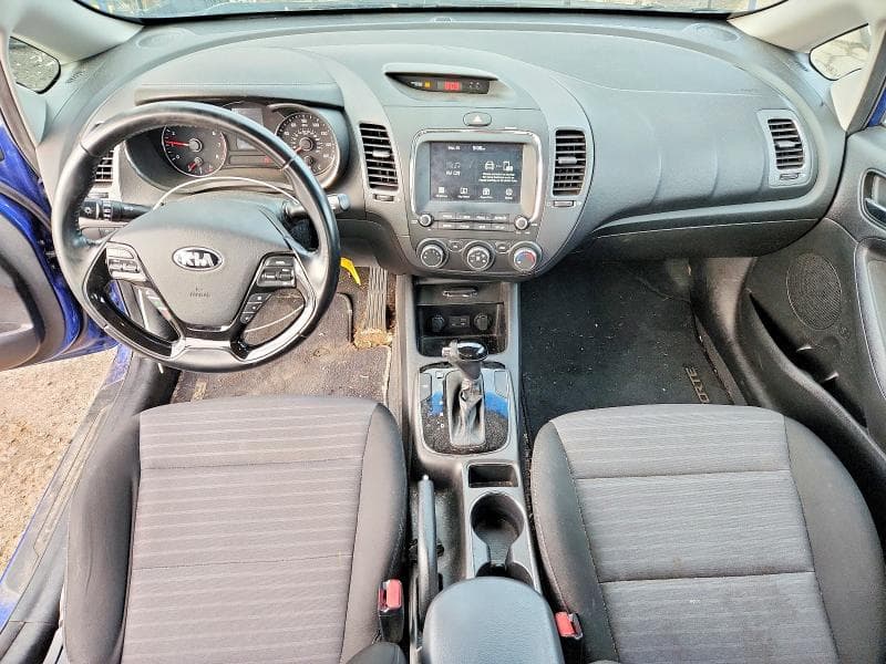 2017 KIA FORTE S 8