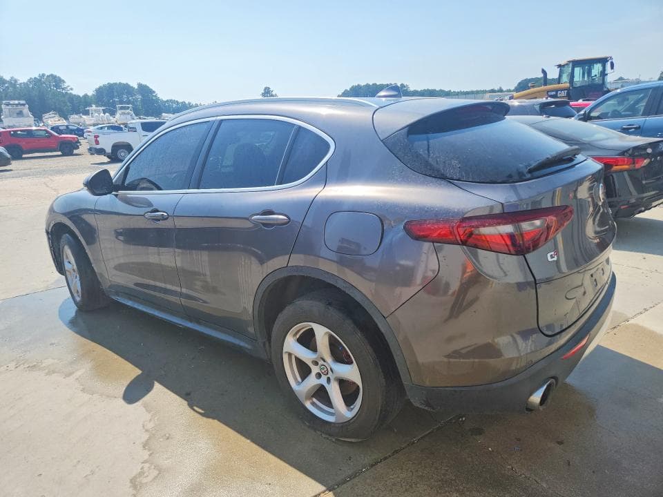 2018 ALFA ROMEO STELVIO 2