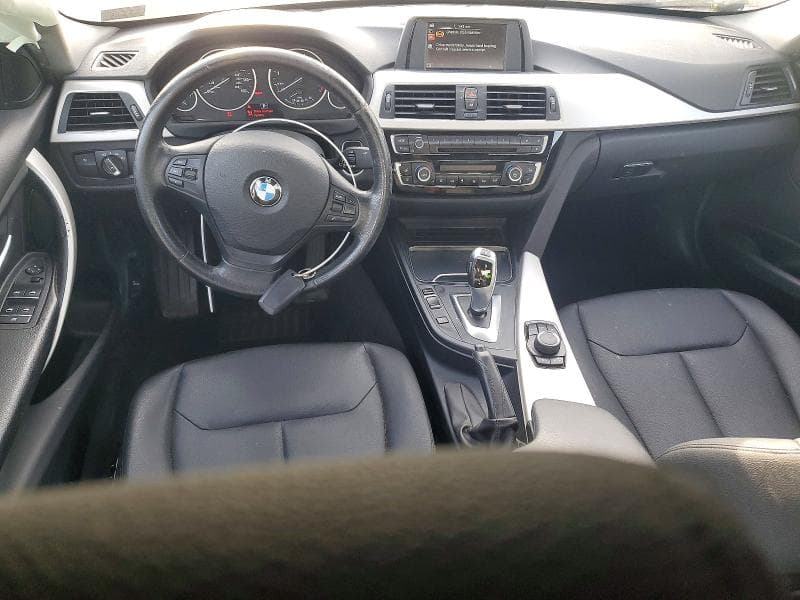 2017 BMW 320 XI 8