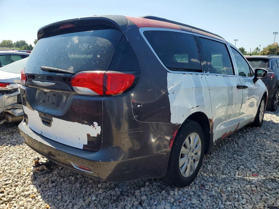 2018 CHRYSLER PACIFICA L 3