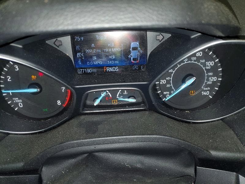 2017 FORD ESCAPE SE 9